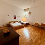 Apartman Dictumfactum Noble Old Town