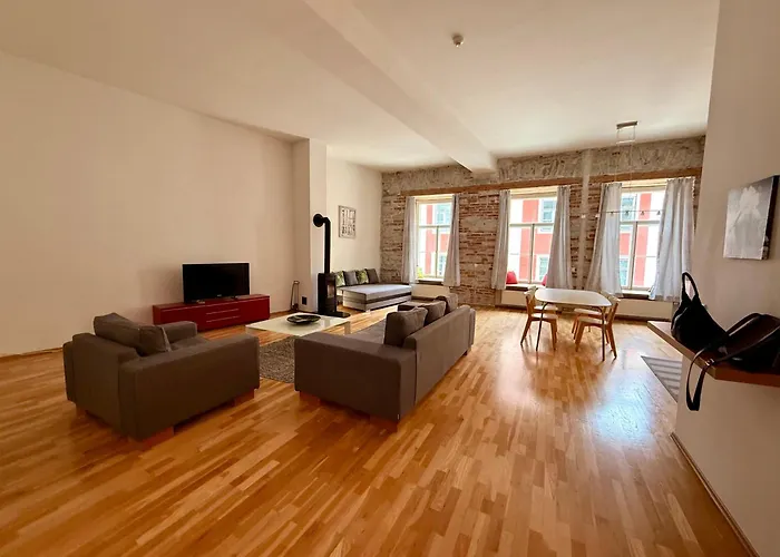 Dictumfactum Noble Old Town 아파트